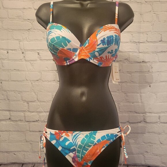 Raisins Juniors' Underwire Bikini Top & Bottom - Riviera Maya Multi - Picture 1 of 10